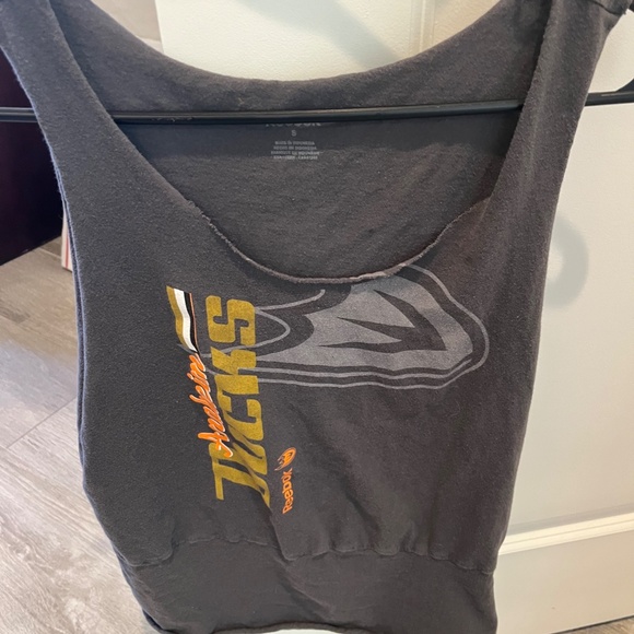 Anaheim Ducks women's Tank Size Small Gray, Yellow, Orange,White Reebok brand - Picture 3 of 9